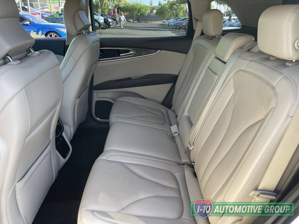 Used 2019 Lincoln Nautilus Reserve FWD image 18