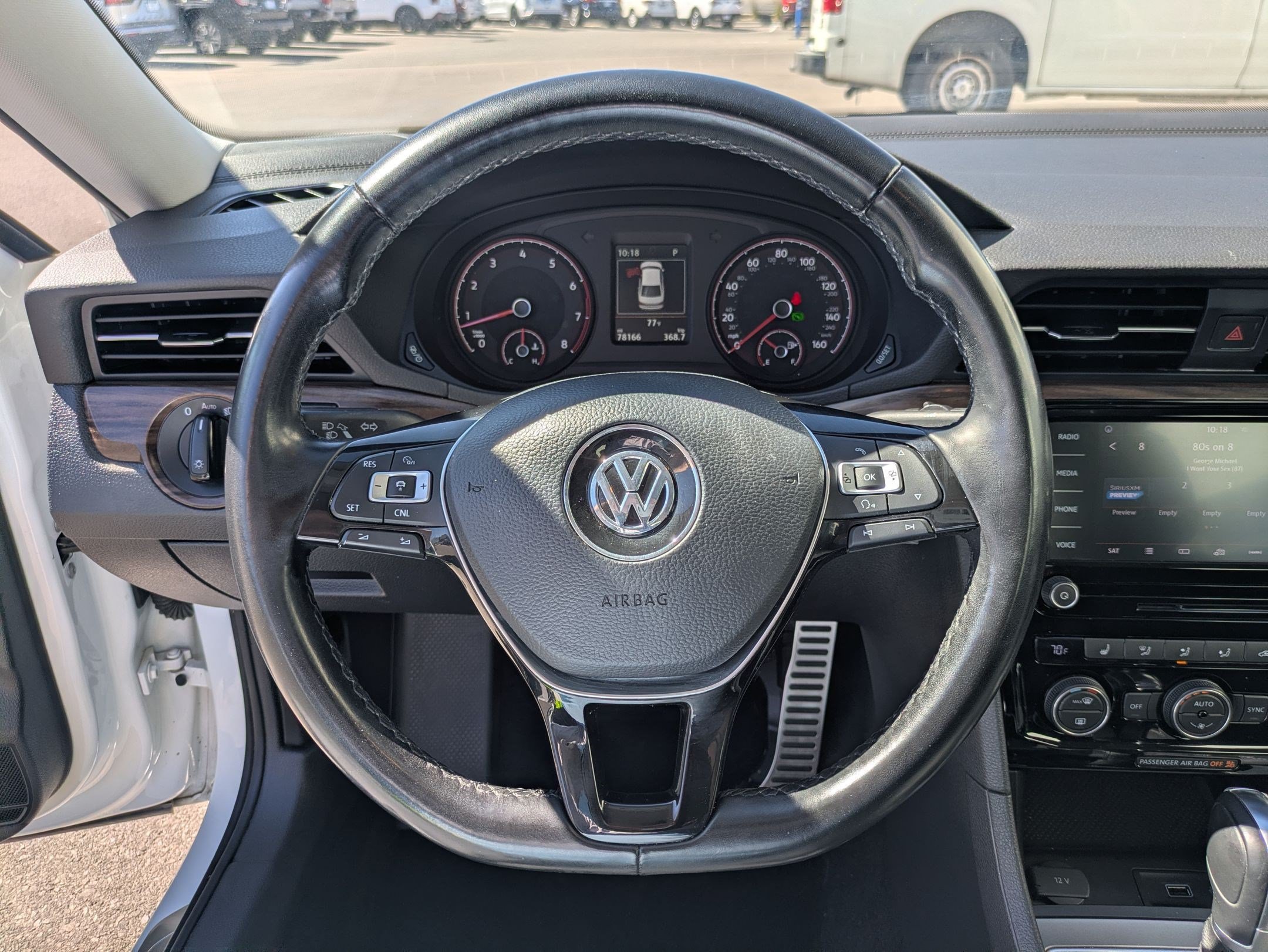 Used 2020 Volkswagen Passat 2.0T SEL FWD image 19
