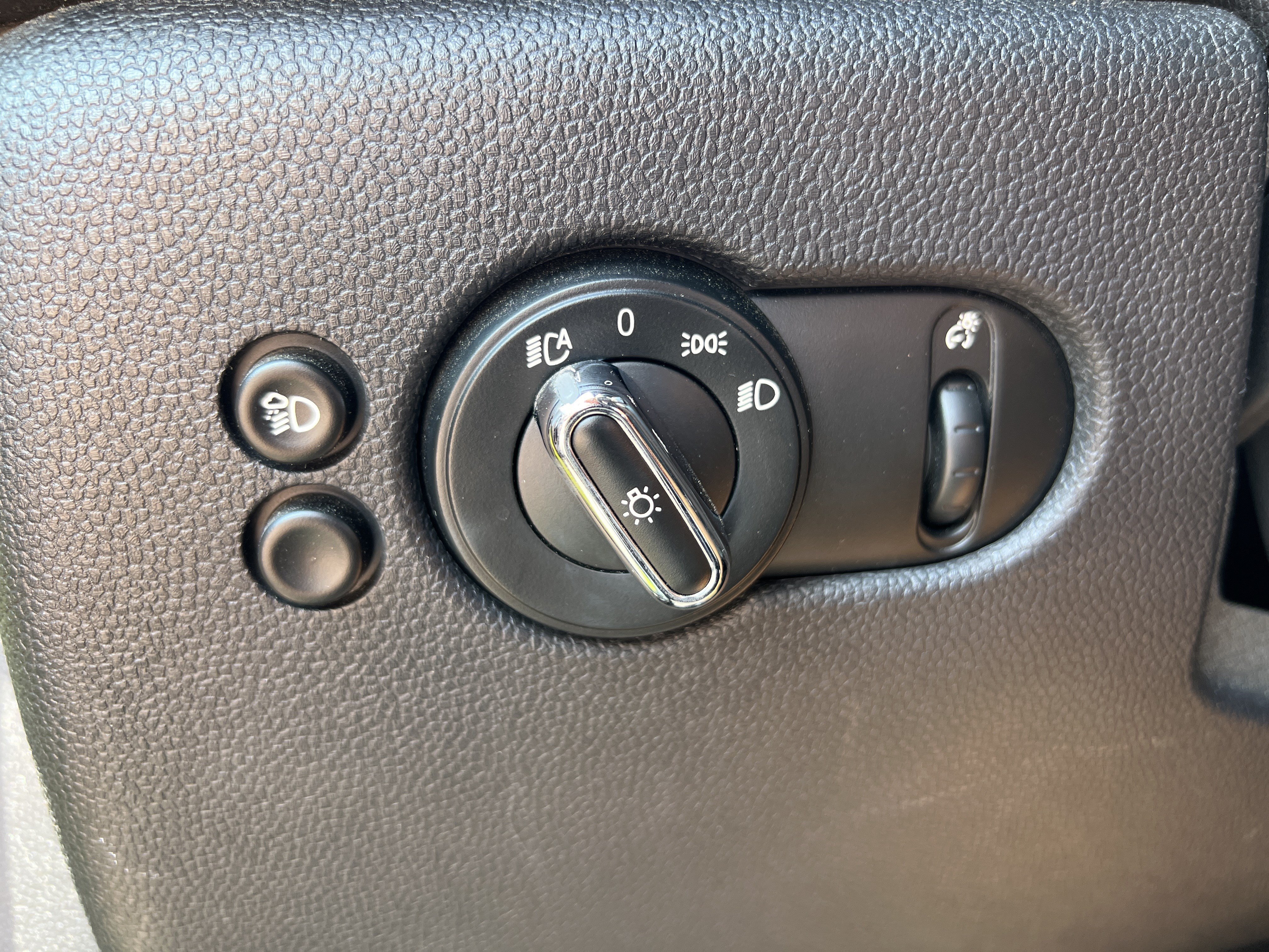 Certified 2024 MINI Cooper S FWD image 37