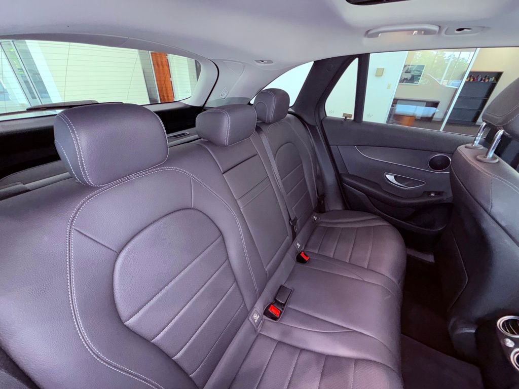 Used 2022 Mercedes-Benz GLC 300 image 12