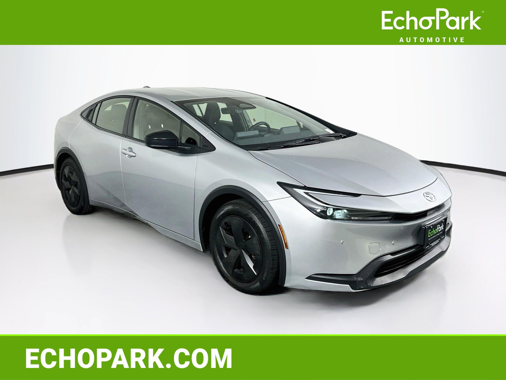 Used 2025 Toyota Prius LE
