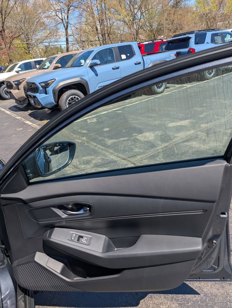 Used 2025 Honda Accord LX image 20