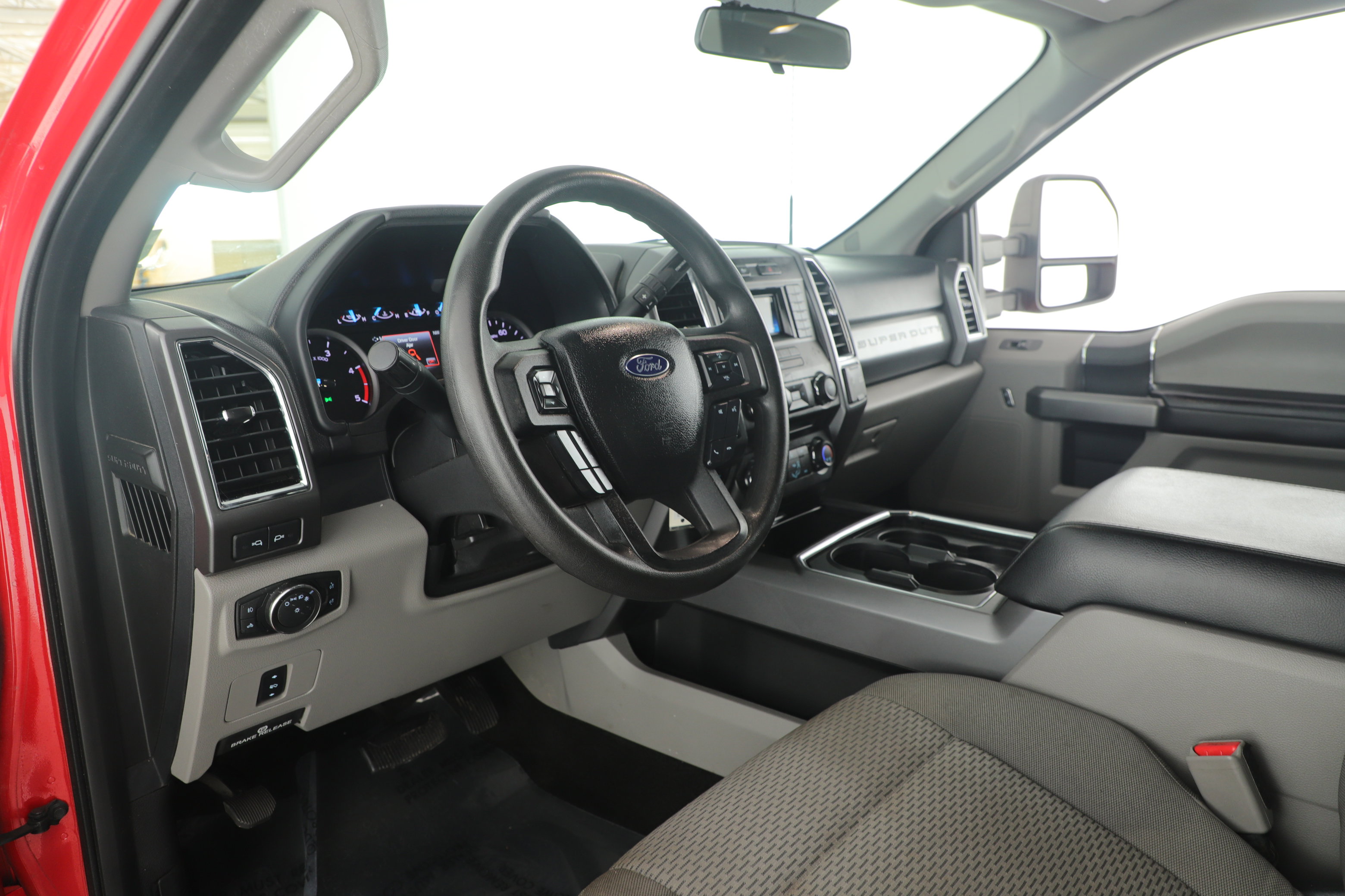 Used 2017 Ford F350 XLT w/ XLT Value Package image 4