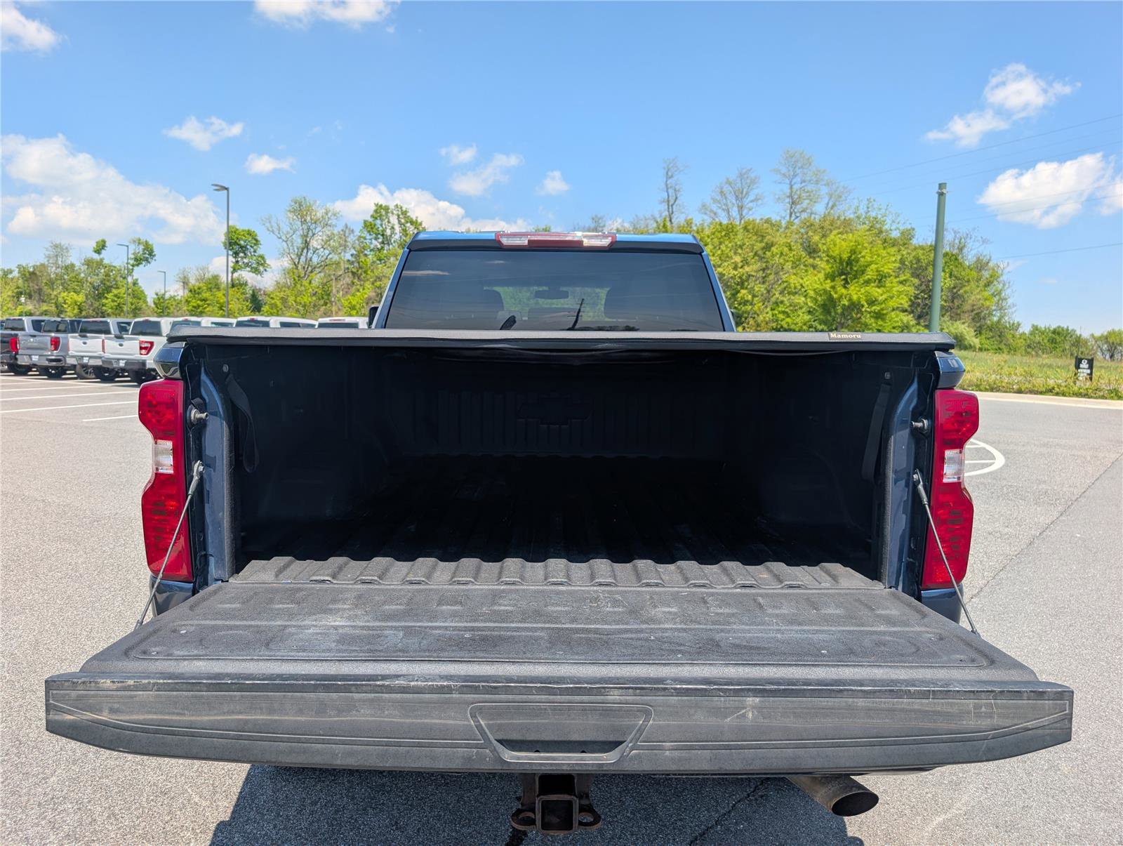 Used 2022 Chevrolet Silverado 2500 Custom w/ Custom Convenience Package AWD/4WD image 12