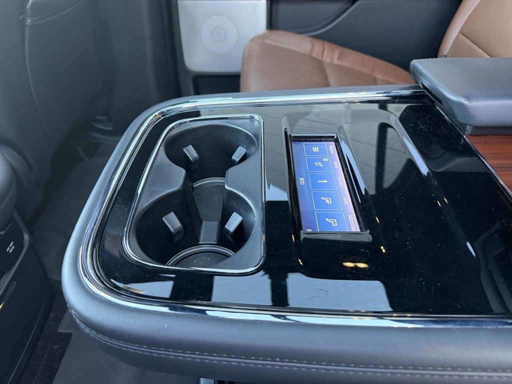 Used 2022 Lincoln Navigator L Reserve image 16