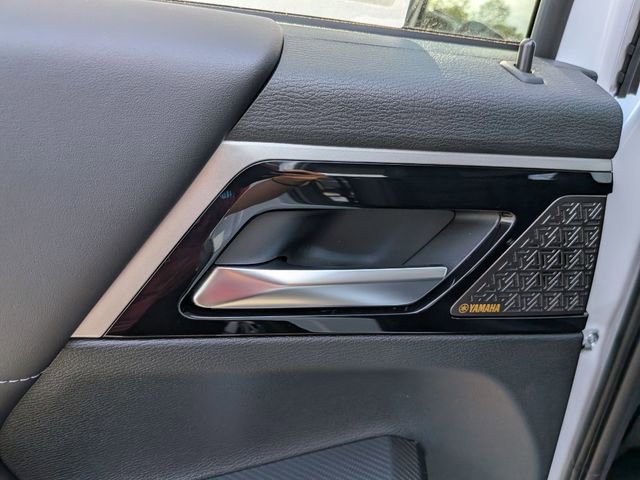 New 2026 Mitsubishi Outlander SE FWD image 25
