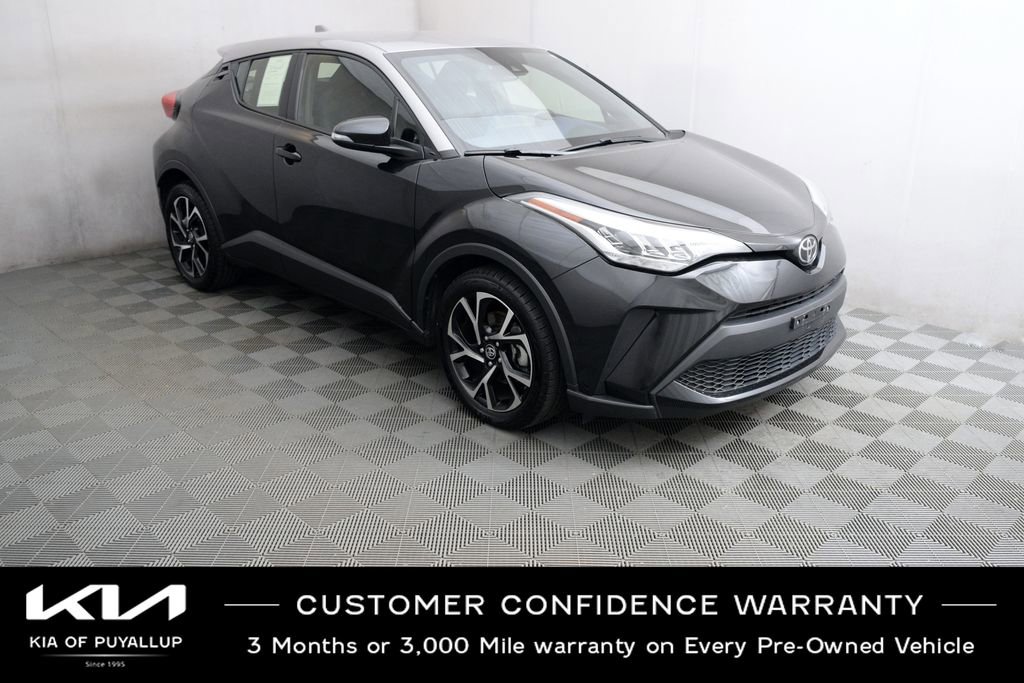 Used 2020 Toyota C-HR XLE FWD image 3