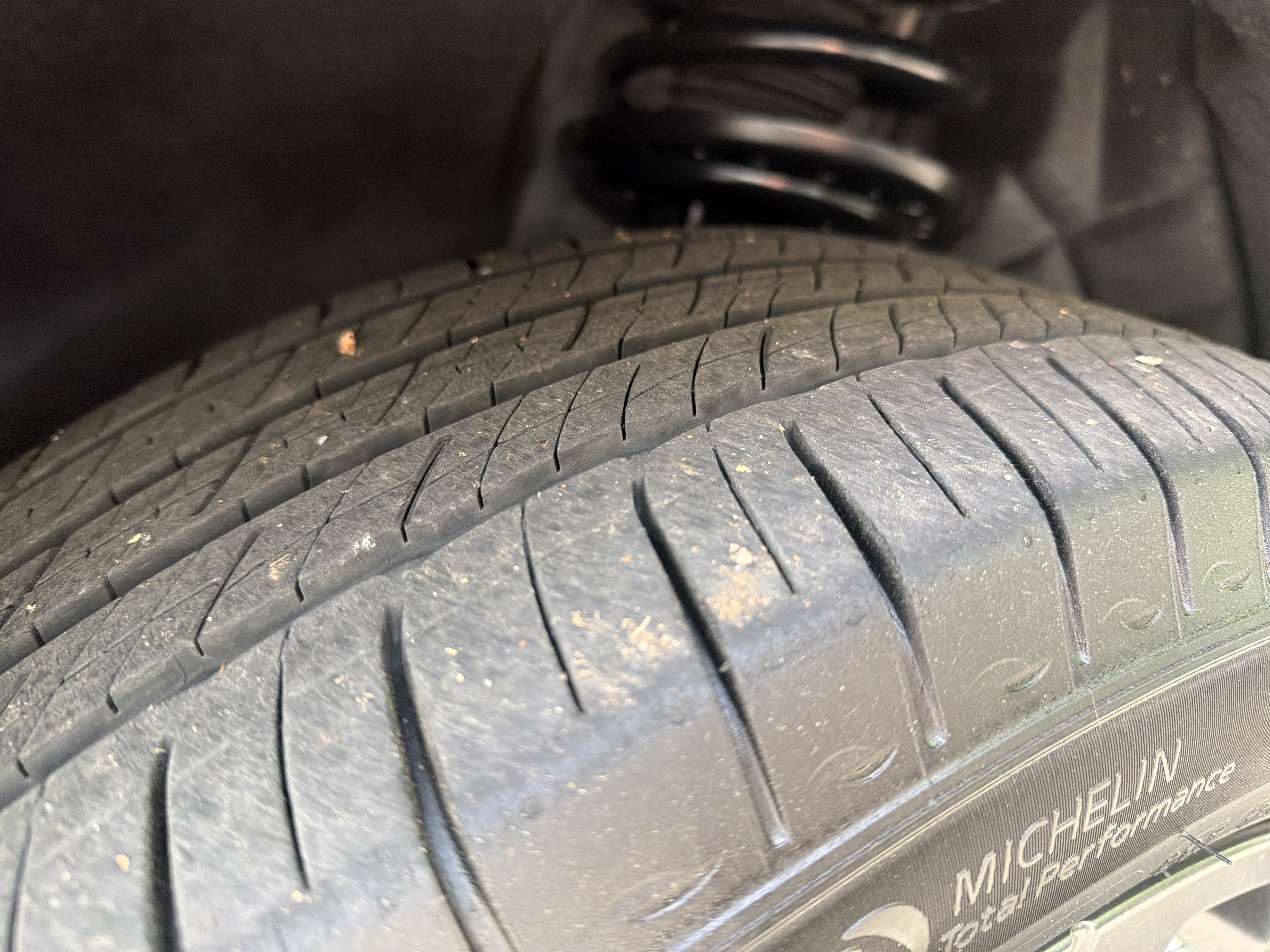 Used 2023 GMC Acadia Denali w/ Black Diamond Edition image 12