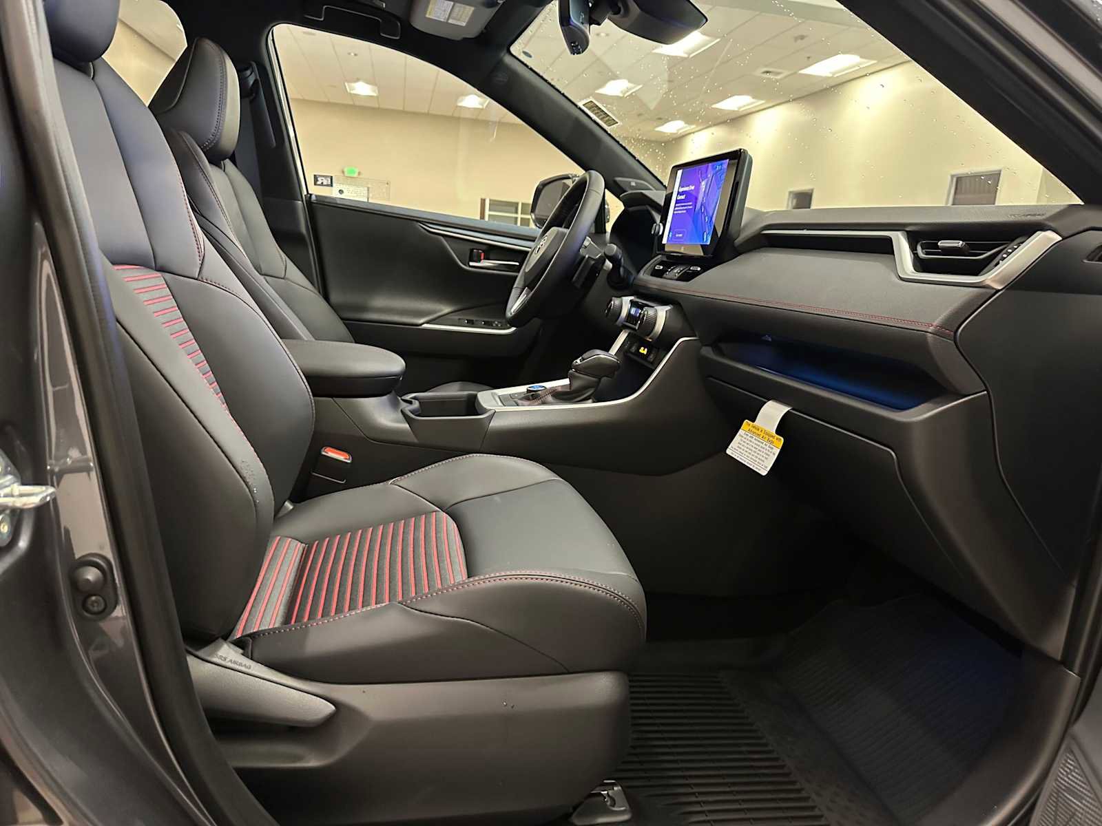 Certified 2025 Toyota RAV4 XSE w/ Weather Package image 28