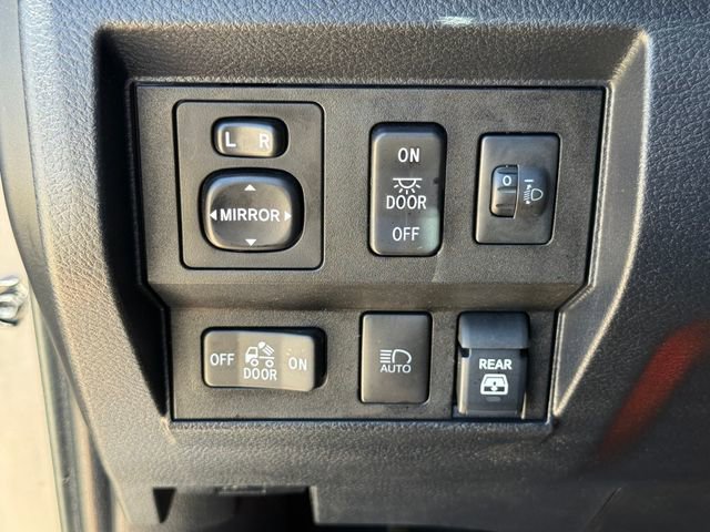 Used 2019 Toyota Tundra Limited w/ Limited Premium Package AWD/4WD image 23