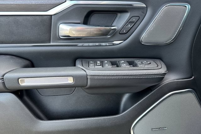 New 2025 RAM 1500 Laramie AWD/4WD image 11