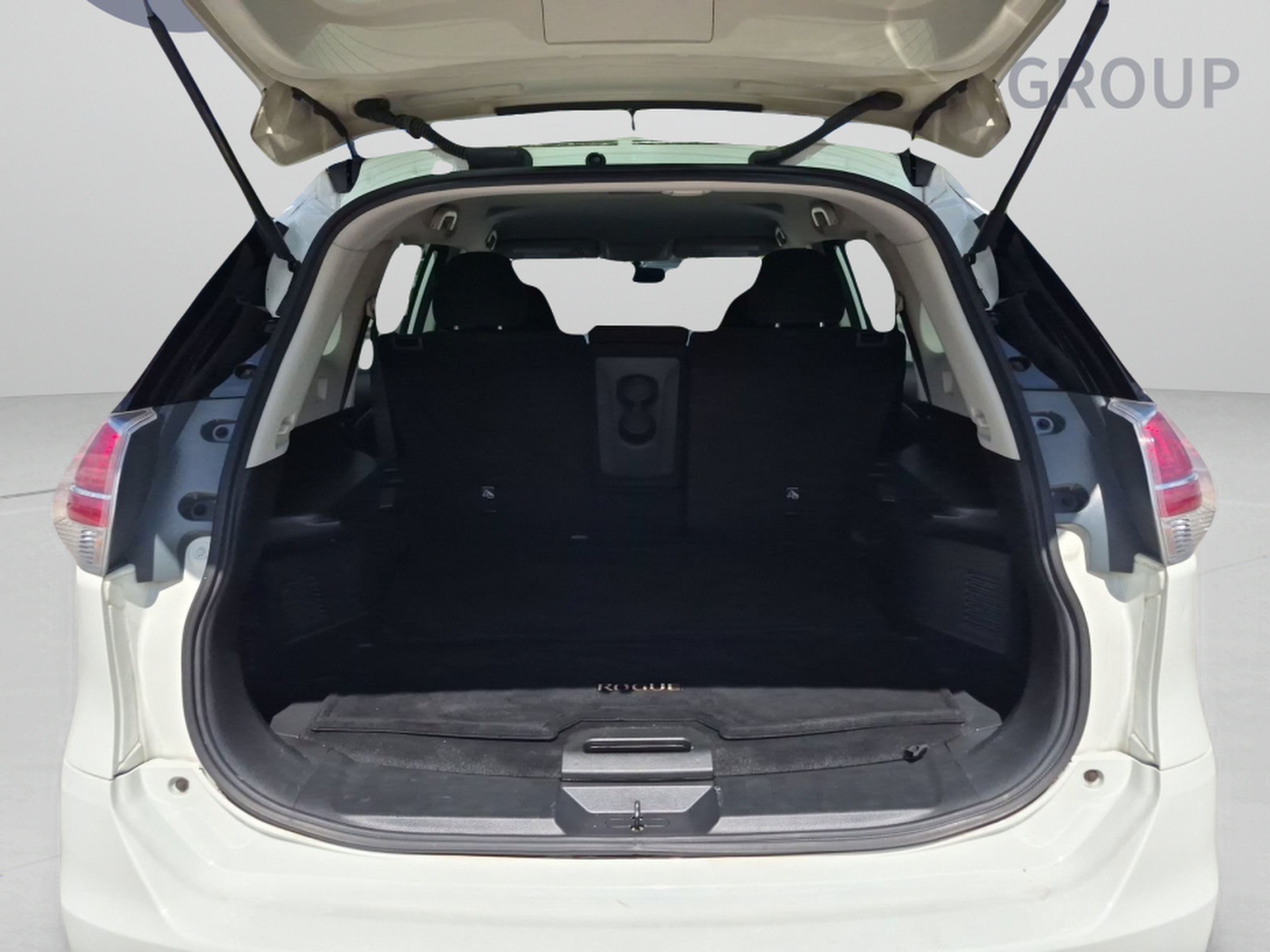 Used 2016 Nissan Rogue S AWD/4WD image 28