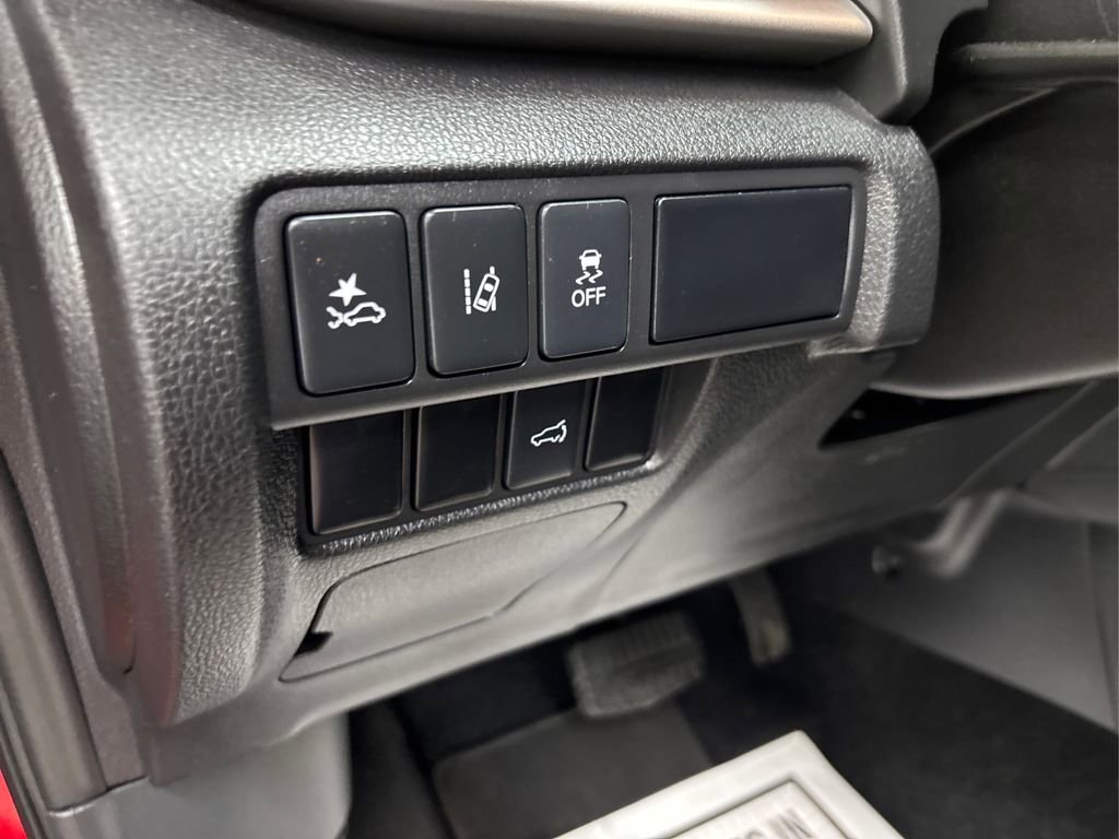 Used 2024 Mitsubishi Eclipse Cross SE image 38