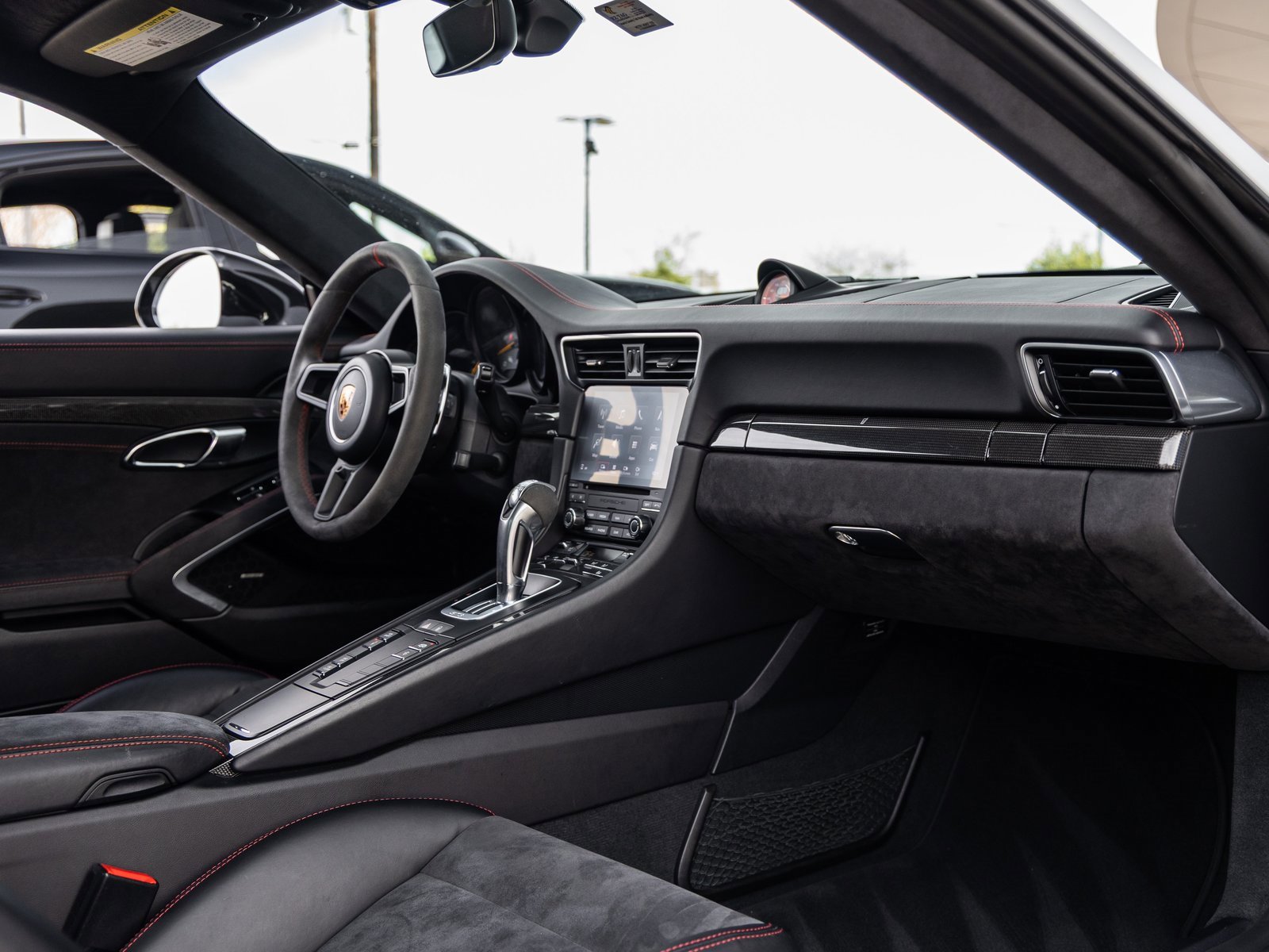 Used 2018 Porsche 911 GT3 image 45