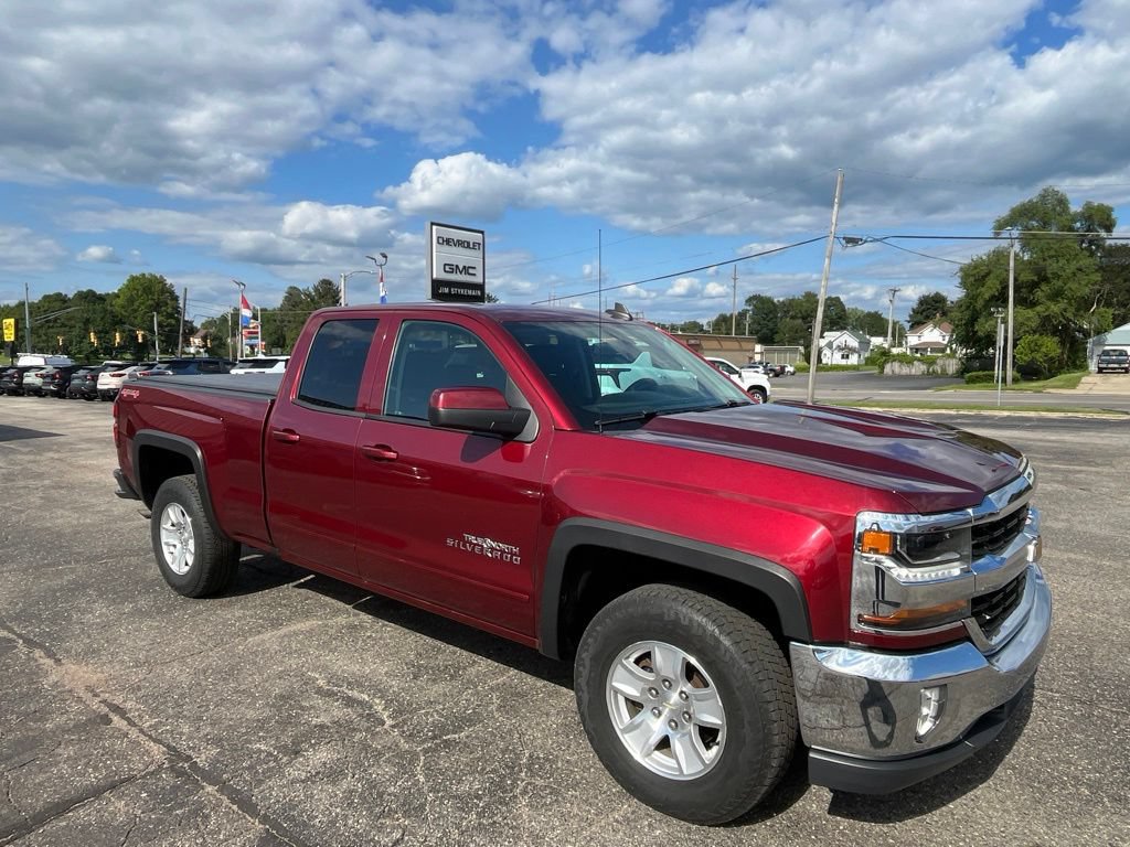 Used 2017 Chevrolet Silverado 1500 LT w/ True North Edition AWD/4WD image 1