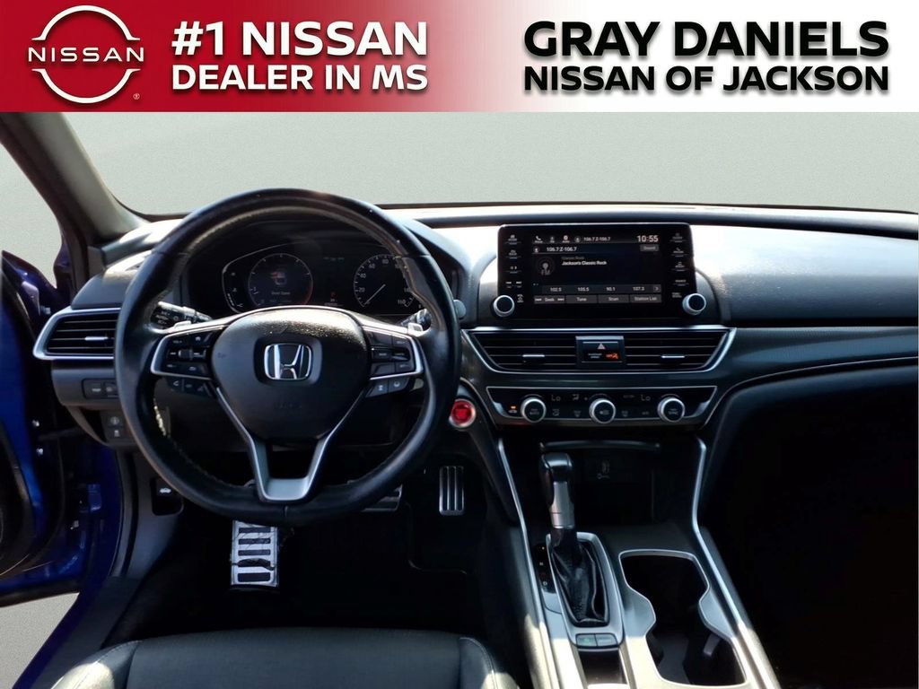 Used 2018 Honda Accord Sport image 8