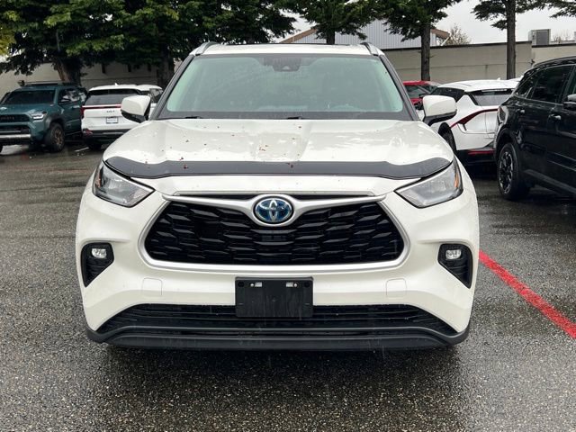 Used 2021 Toyota Highlander XLE AWD/4WD image 4