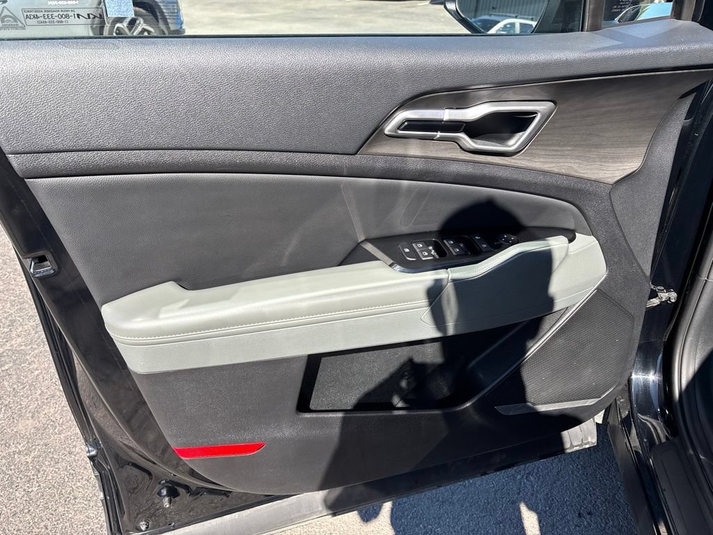 Used 2023 Kia Sportage X-Line w/ X-Line Premium Package AWD/4WD image 18