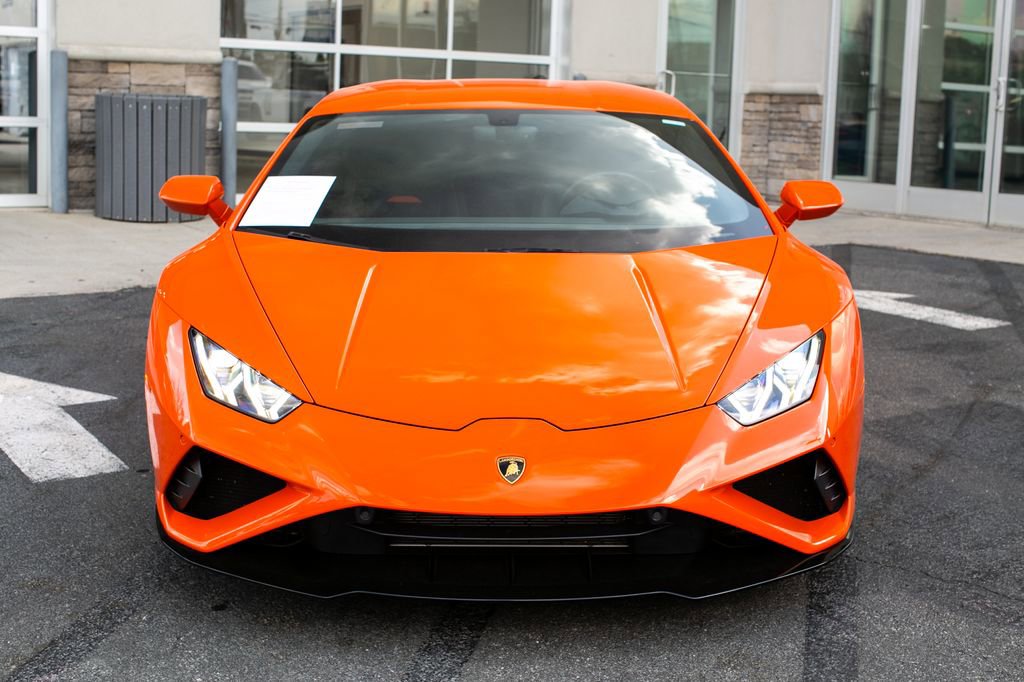 Used 2021 Lamborghini Huracan EVO image 4