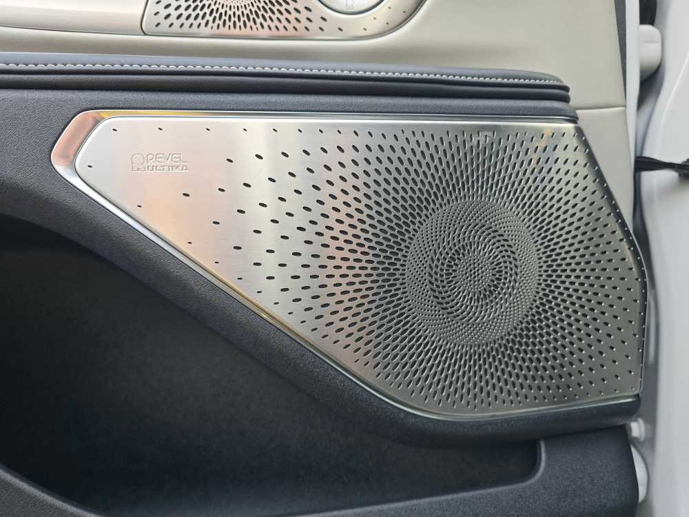 Used 2024 Lincoln Nautilus Reserve w/ Equipment Group 203A image 22