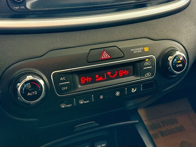 Used 2019 Kia Sorento LX image 16