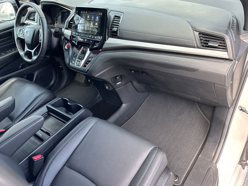 Used 2024 Honda Odyssey Sport image 13