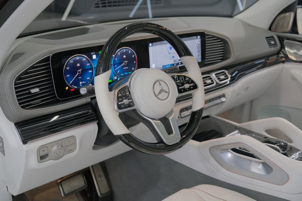 Used 2022 Mercedes-Benz Maybach GLS 600 4MATIC image 63