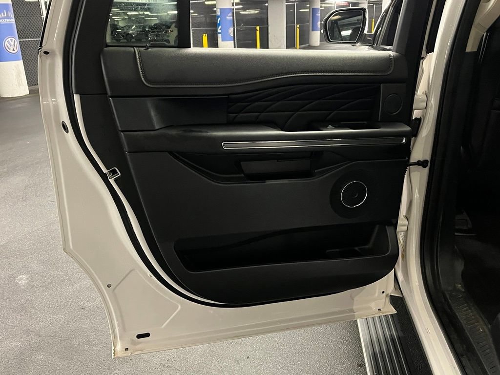Used 2019 Ford Expedition Max Platinum AWD/4WD image 23