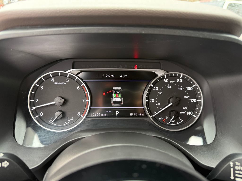 Used 2023 Nissan Rogue SV AWD/4WD image 18