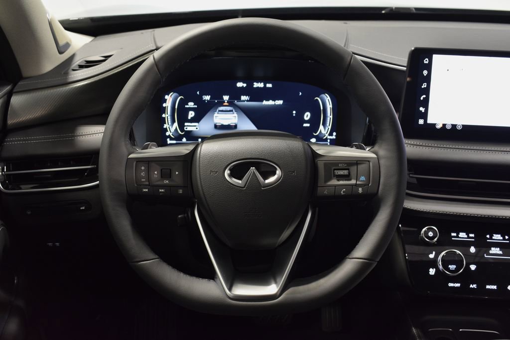New 2026 INFINITI QX60 Luxe w/ Family Package image 18
