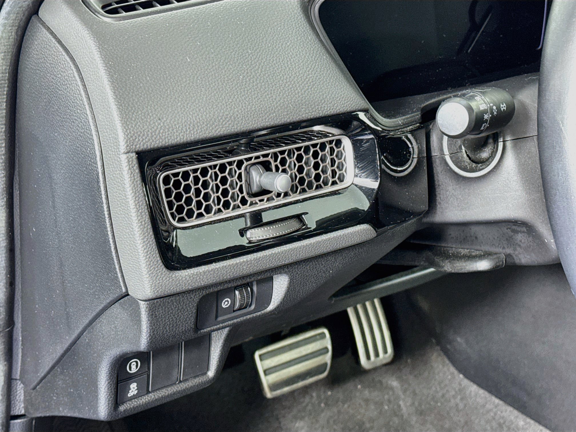 Certified 2024 Honda Civic Sport image 10