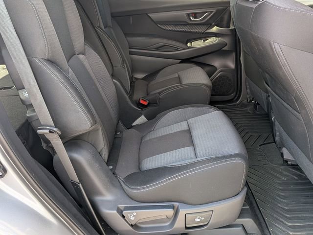 Used 2025 Subaru Ascent Premium image 32
