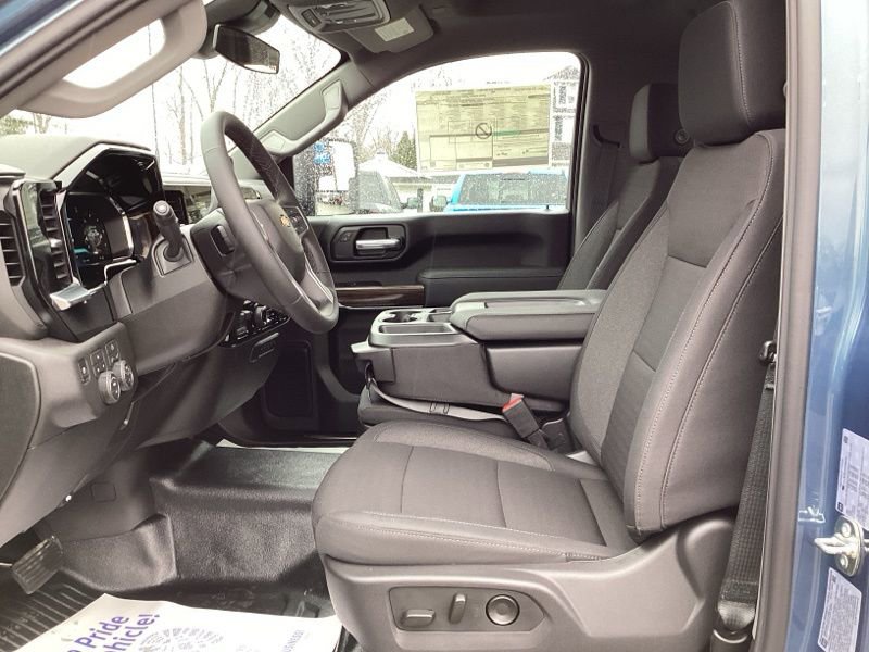 New 2026 Chevrolet Silverado 3500 LT w/ Convenience Package image 21