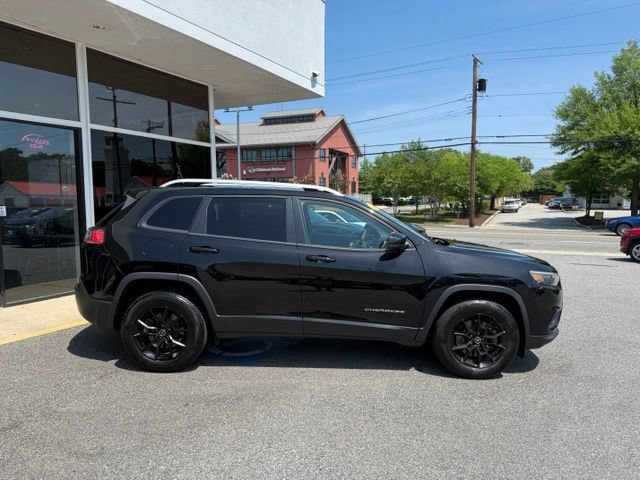 Used 2021 Jeep Cherokee Latitude AWD/4WD image 33