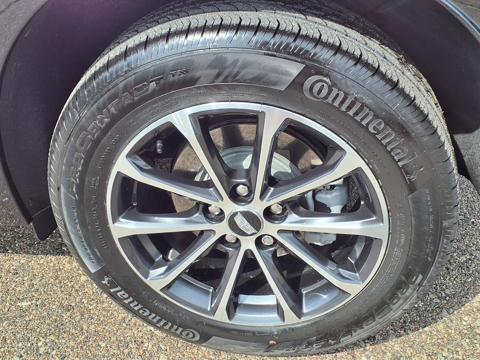 Used 2024 Cadillac XT4 Sport w/ LPO, Floor Liner Package FWD image 8