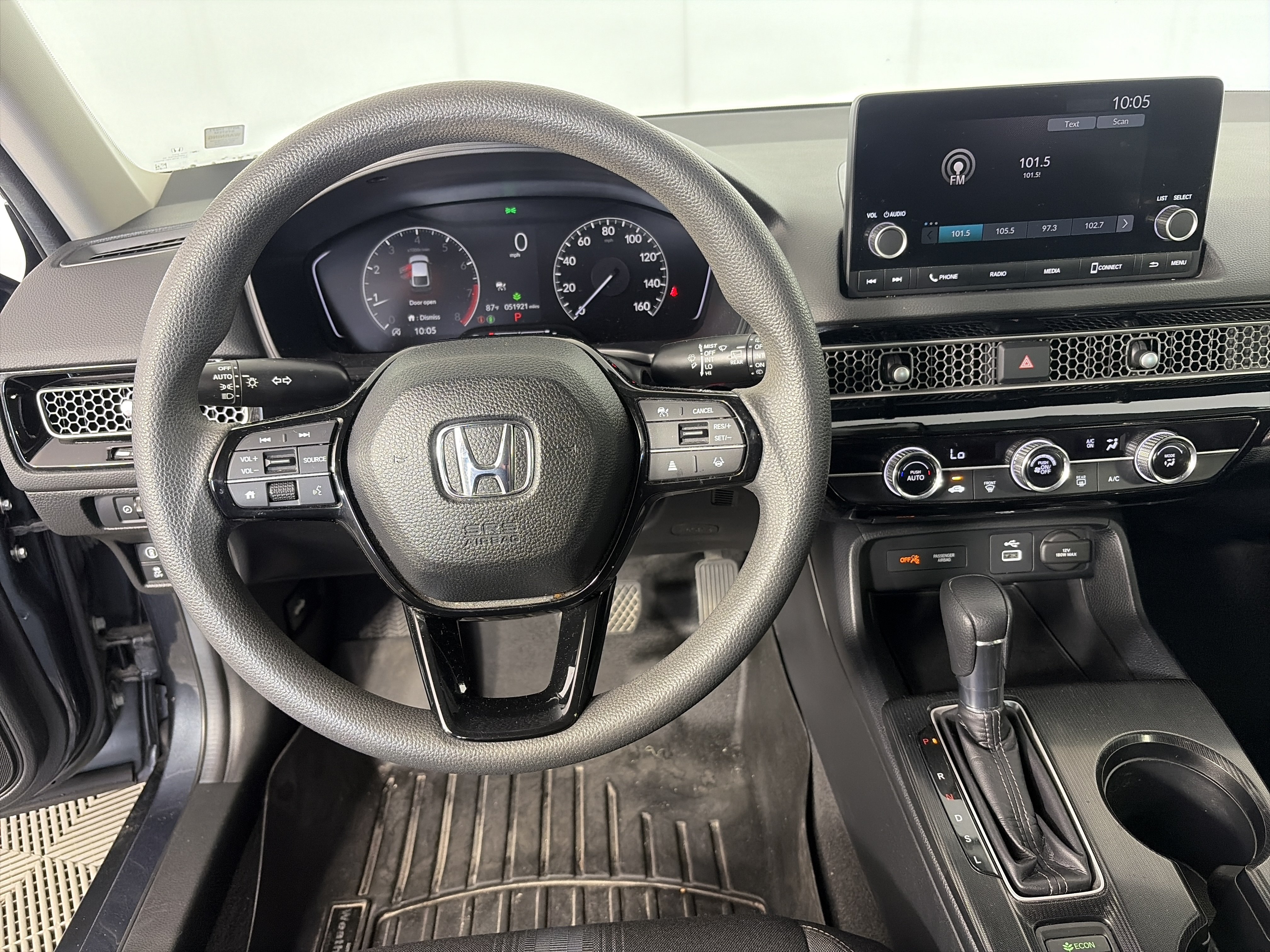 Used 2023 Honda Civic LX image 3