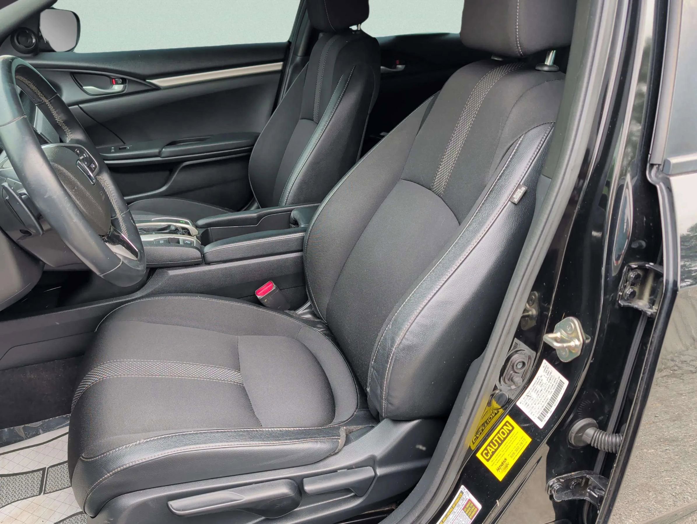 Used 2019 Honda Civic Sport image 17