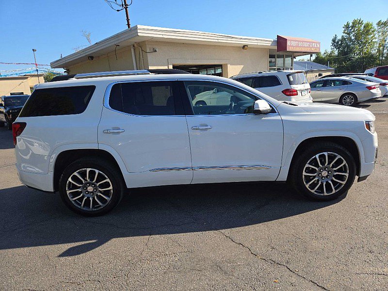 Used 2021 GMC Acadia Denali image 6