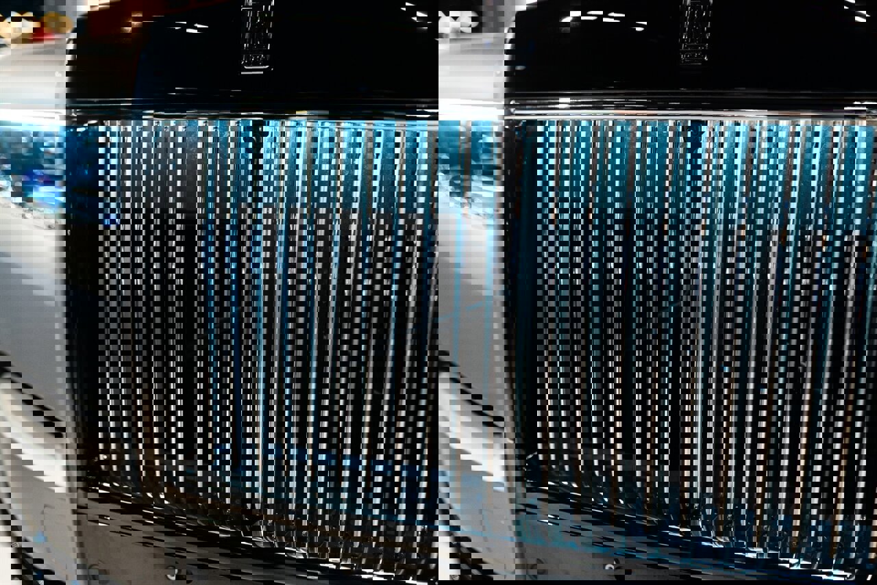 Used 2025 Rolls-Royce Phantom Sedan image 33