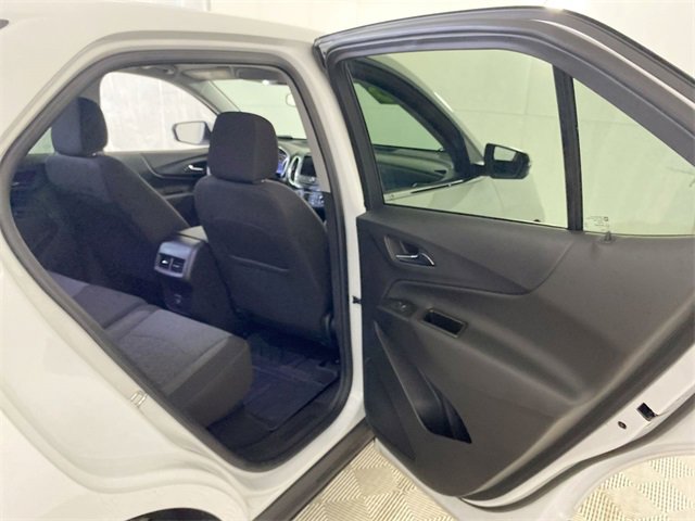 Used 2023 Chevrolet Equinox LT image 32