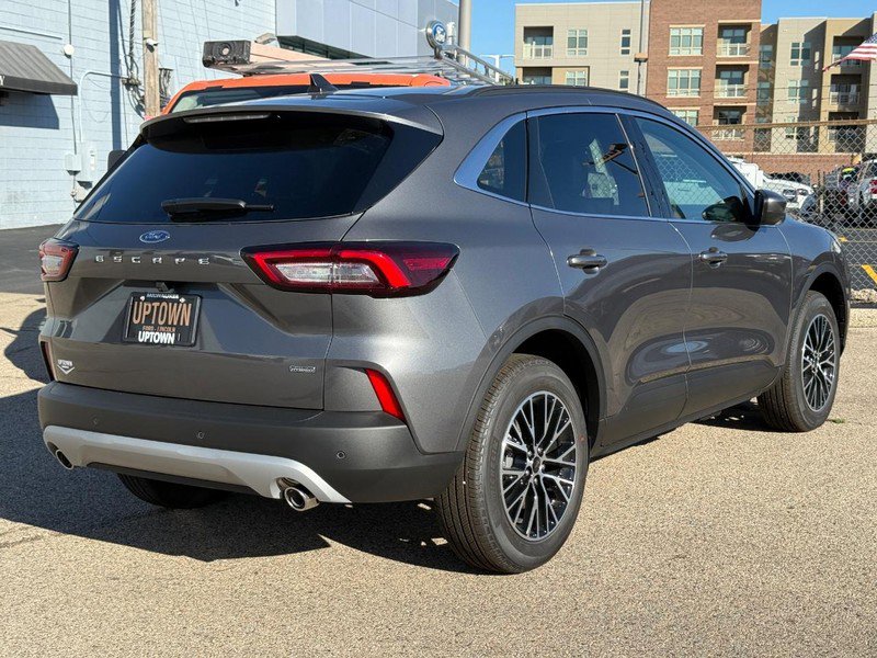 New 2026 Ford Escape SE image 3