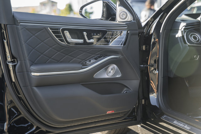 New 2027 Mercedes-Benz S 580 4MATIC Sedan image 37