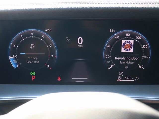 New 2026 Volkswagen Tiguan SE image 14