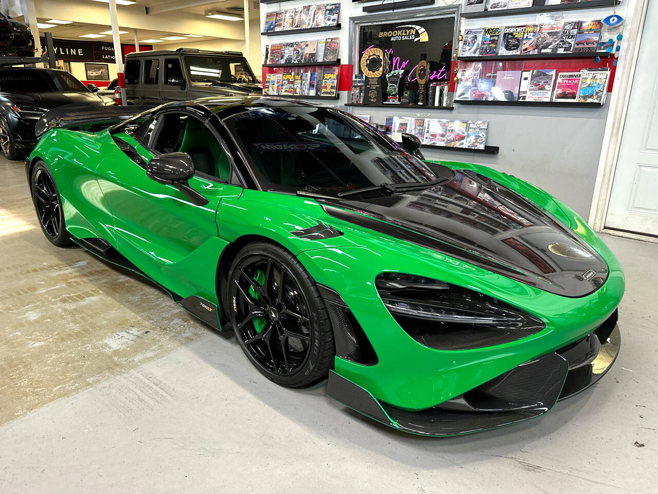 Used 2022 McLaren 765LT image 57