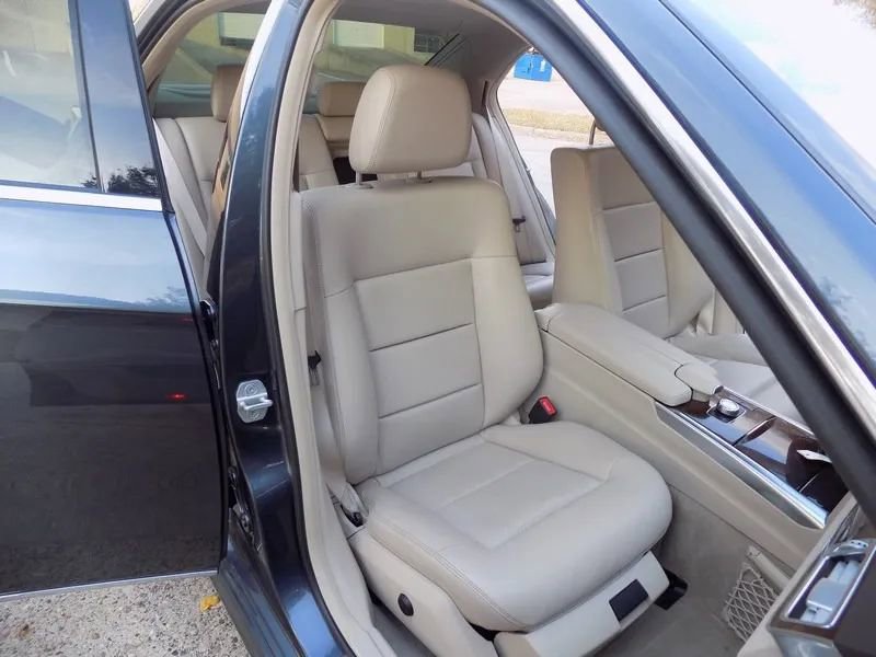 Used 2014 Mercedes-Benz E 350 Sedan image 35