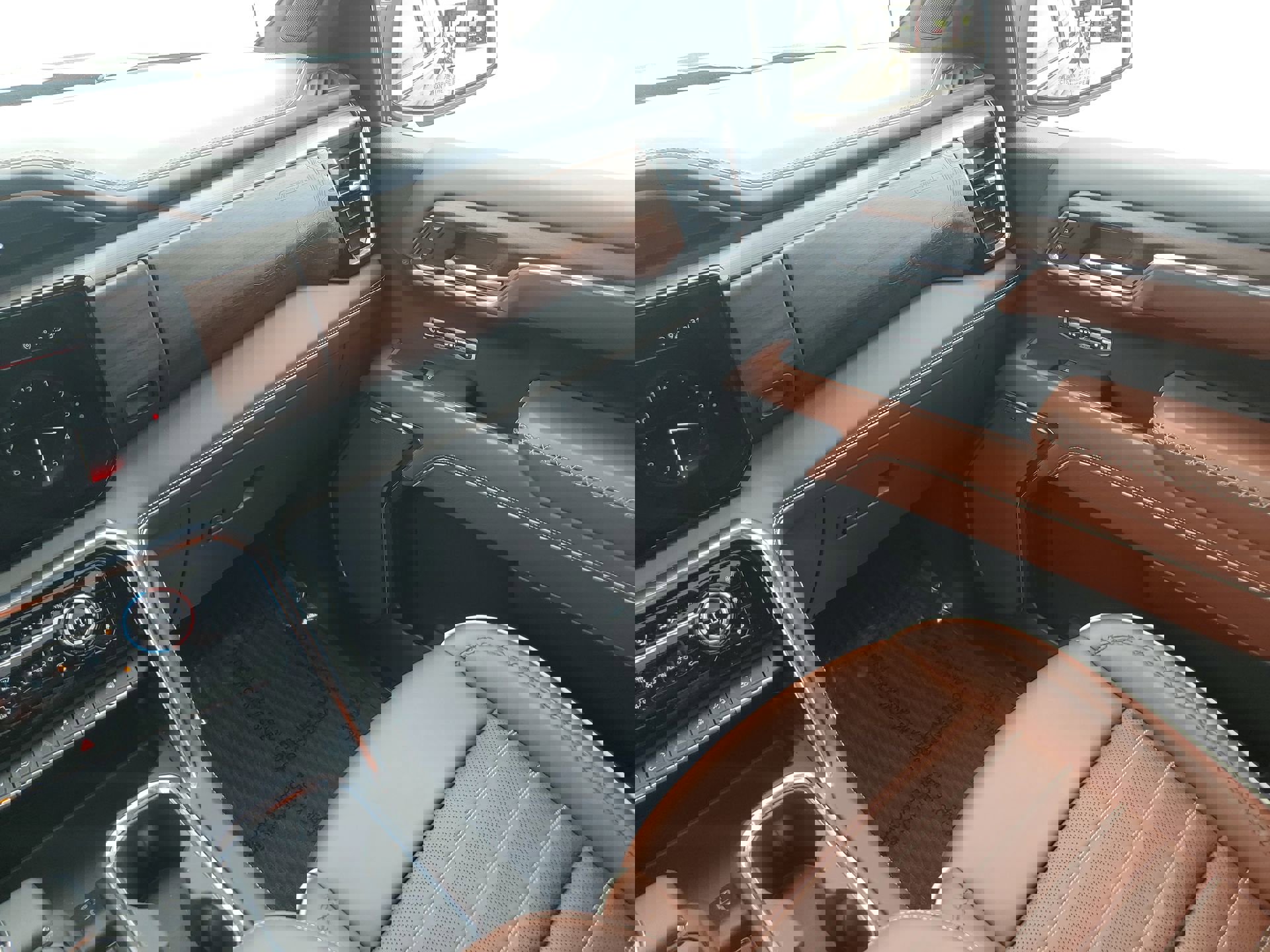 Used 2024 GMC Sierra 1500 Denali Ultimate image 11