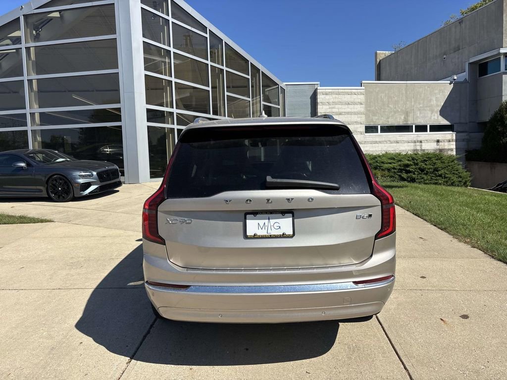 New 2026 Volvo XC90 B6 Plus w/ Protection Package Premier image 6