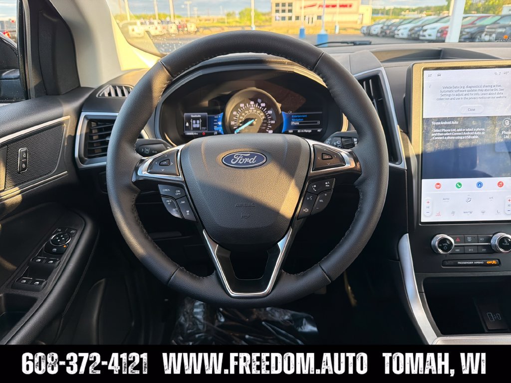 Used 2024 Ford Edge SEL AWD/4WD image 13