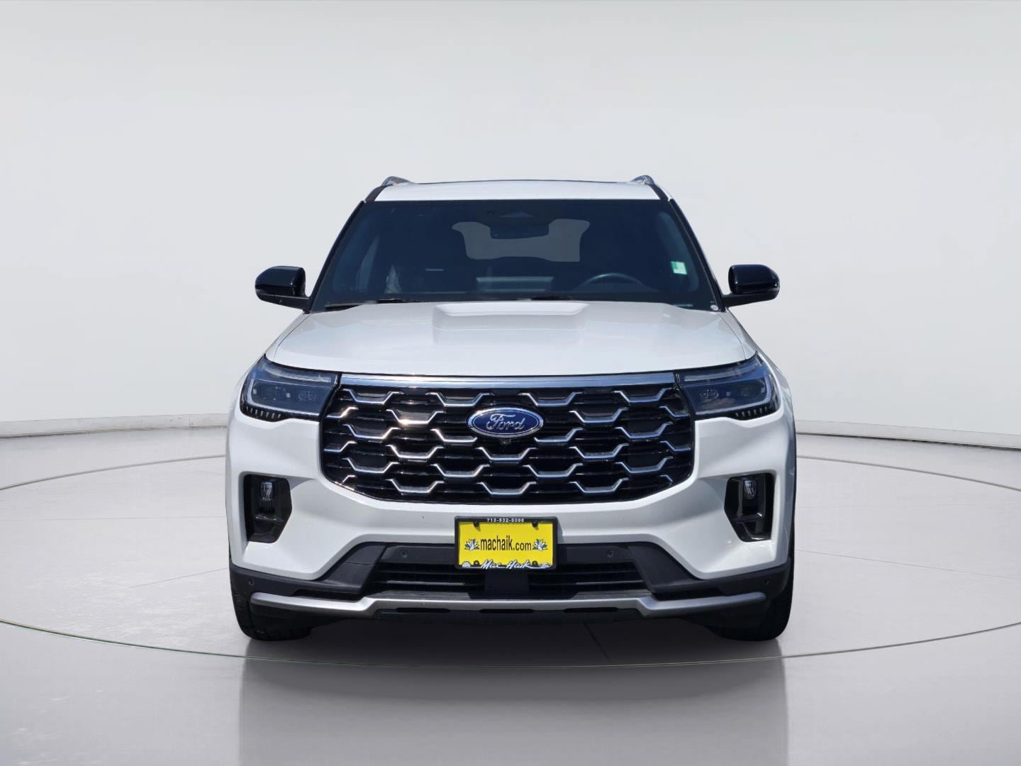 Used 2025 Ford Explorer Platinum w/ Ultimate Package RWD image 2