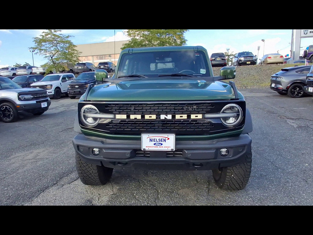 Certified 2022 Ford Bronco Outer Banks w/ Sasquatch Package AWD/4WD image 3